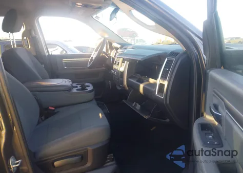 2019 Ram 1500 Classic Slt 4X2 6'4 Box from USA, damaged, VIN 1C6RR6TT8KS657262